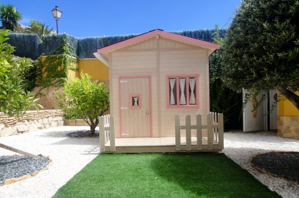 Reforma de casita para niños/as