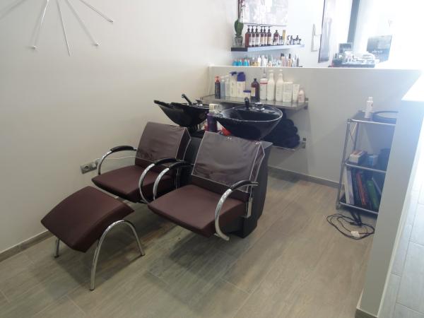 Reforma integral de salón de peluquería y estética