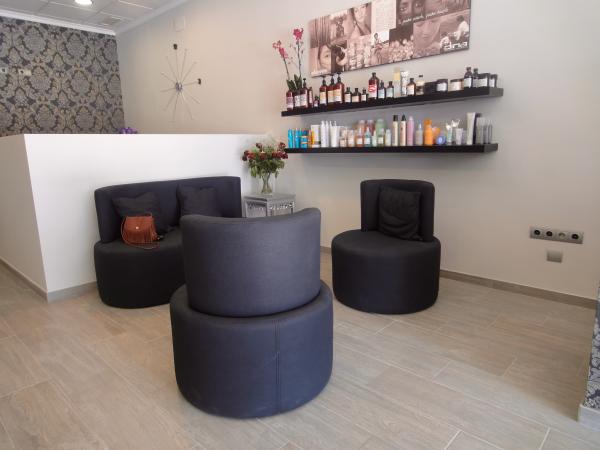 Reforma integral de salón de peluquería y estética