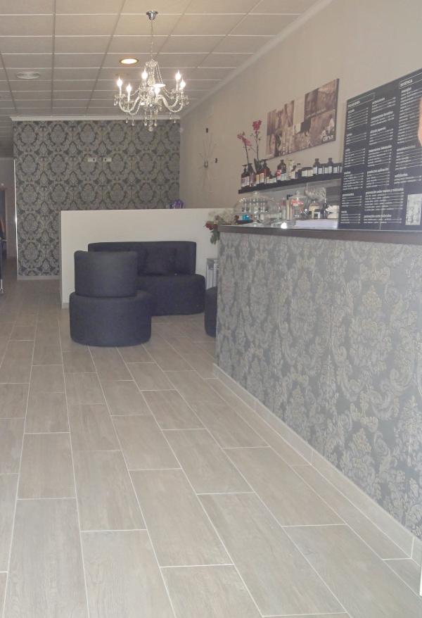 Reforma integral de salón de peluquería y estética