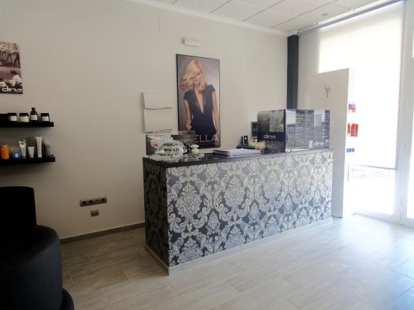 Reforma integral de salón de peluquería y estética